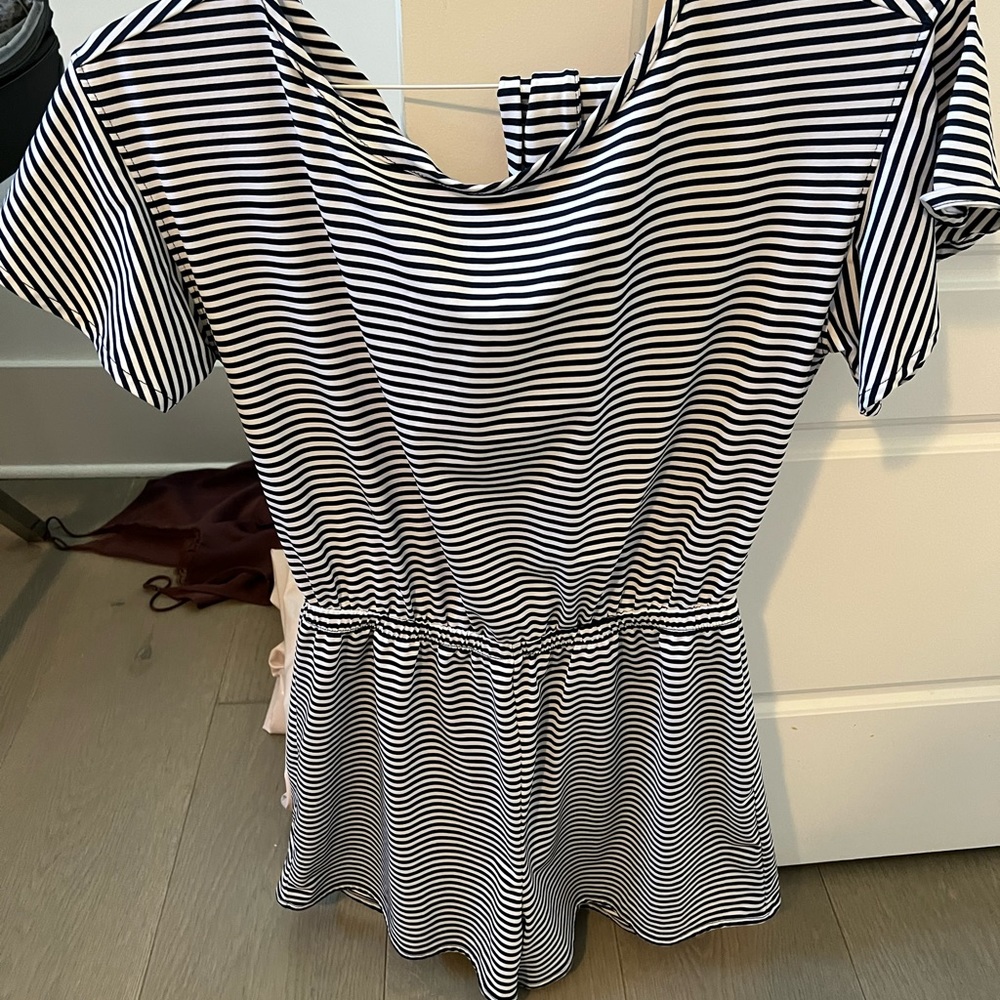 Vineyard vines romper